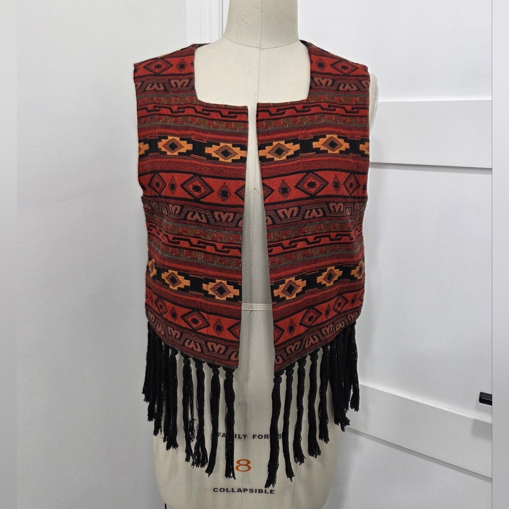BCBG Geometric Tribal Black fringe Hem Vest SIZE S/M Urban Chic Indie